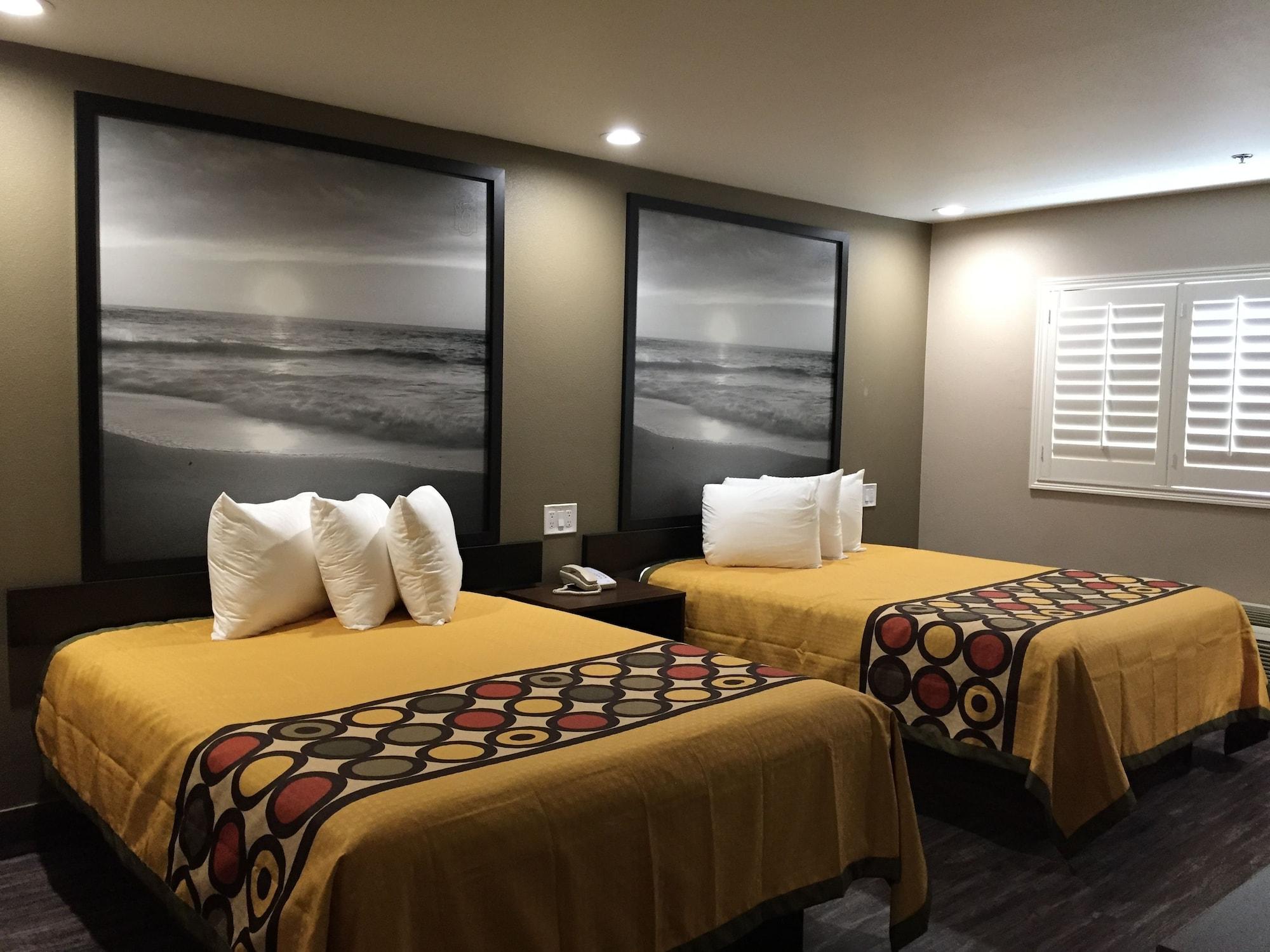 Super 8 By Wyndham National City Chula Vista Dış mekan fotoğraf